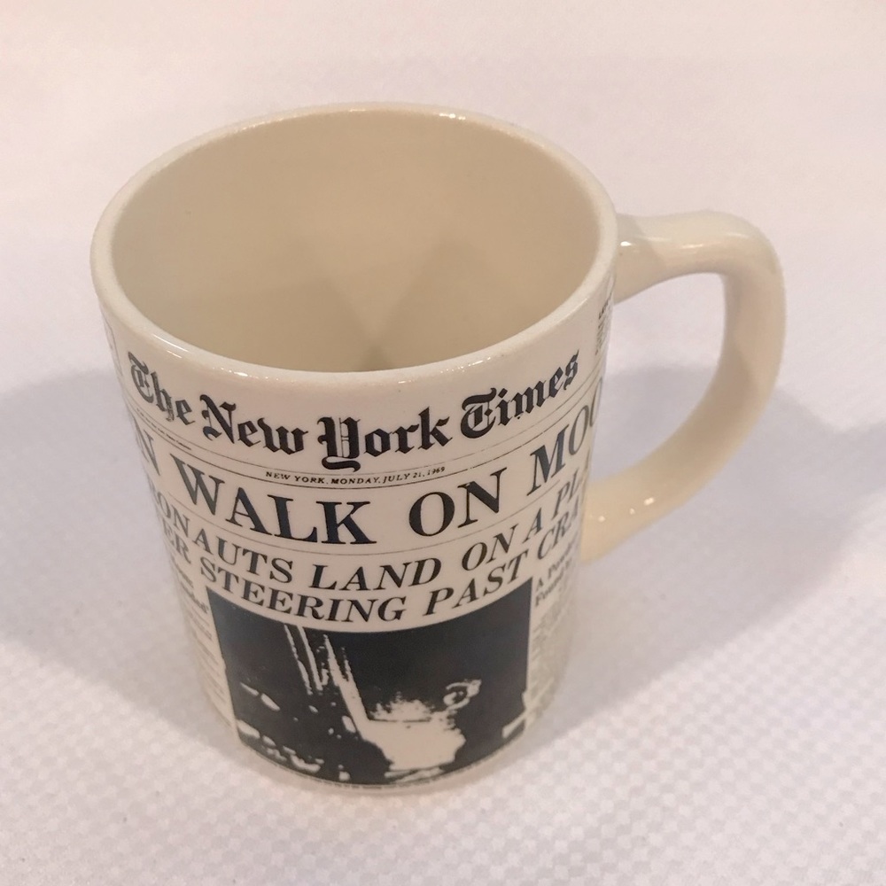Vintage Men Walk On Moon July 21 1969 Apollo 11Mug New York Times Newspaper